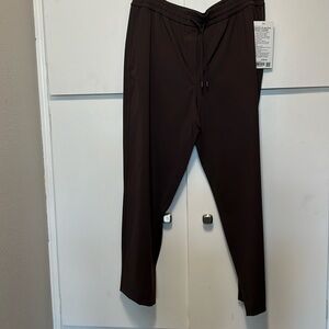 NWT lululemon 7/8 pants